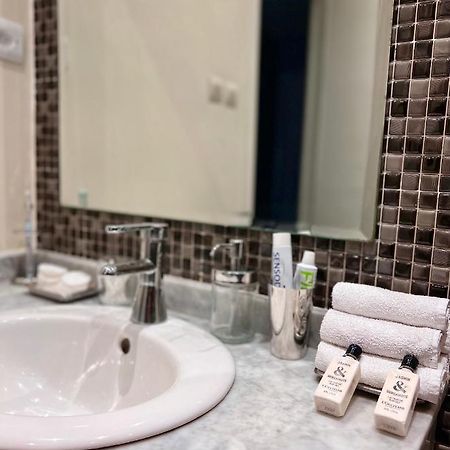 Bed & Breakfast In Designer Appartement Casablanca Bagian luar foto