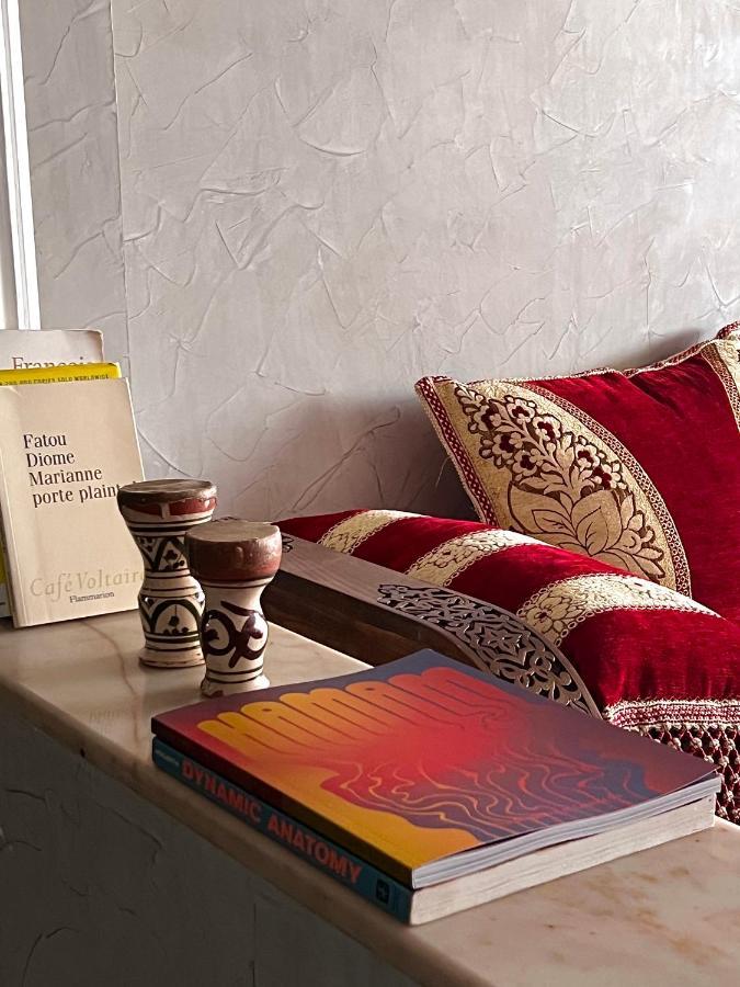 Bed & Breakfast In Designer Appartement Casablanca Bagian luar foto